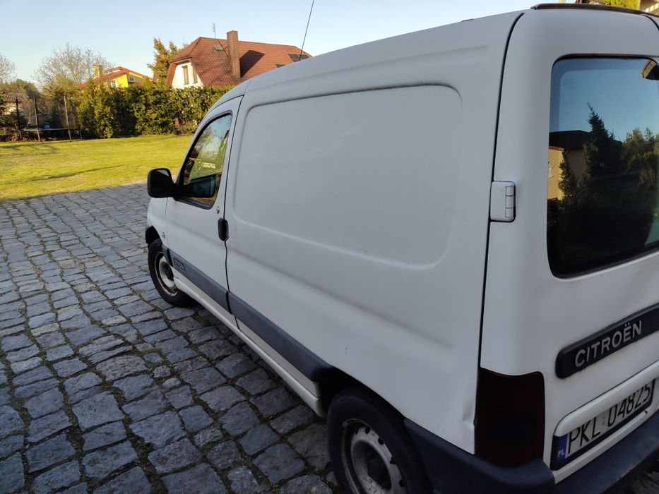 Citroen Berlingo 1.4 benzyna + LPG, 2001 rok, hak – jeżdżący, tani w eksploatacji
Sprzedam Citroena Berlingo z 2001 roku, silnik benzynowy + instalacj
