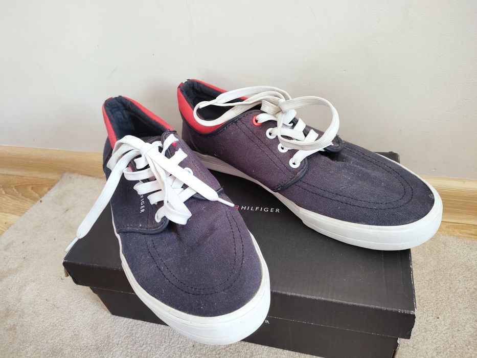 Półbuty,  trampki tenisówki męskie rozm 44 Tommy Hilfiger