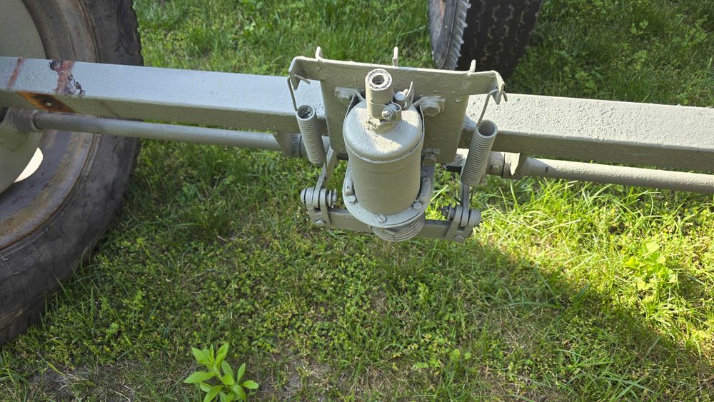 Oś do przyczepy D47