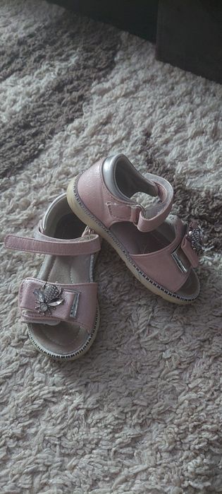 Туфли и сандали для девочки
