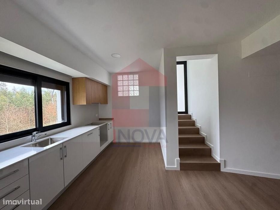 Andar Moradia V3, Lanhas