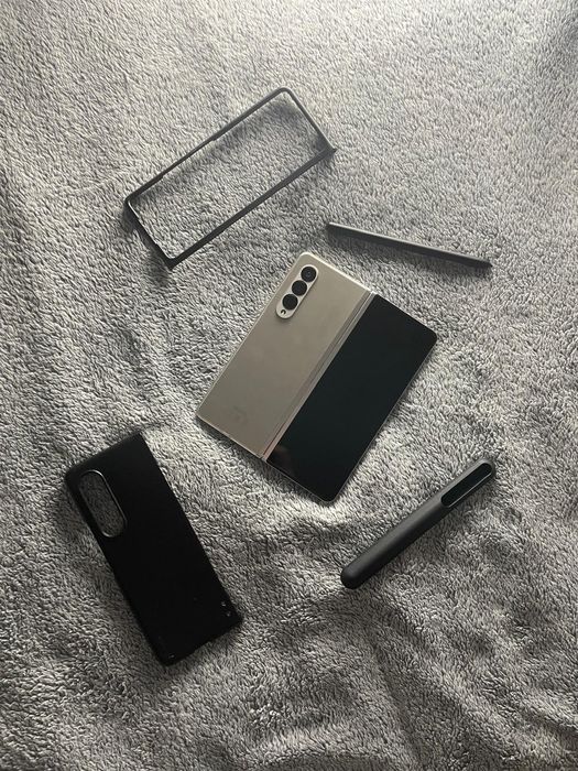 Samsung Galaxy Z Fold3 + Rysik