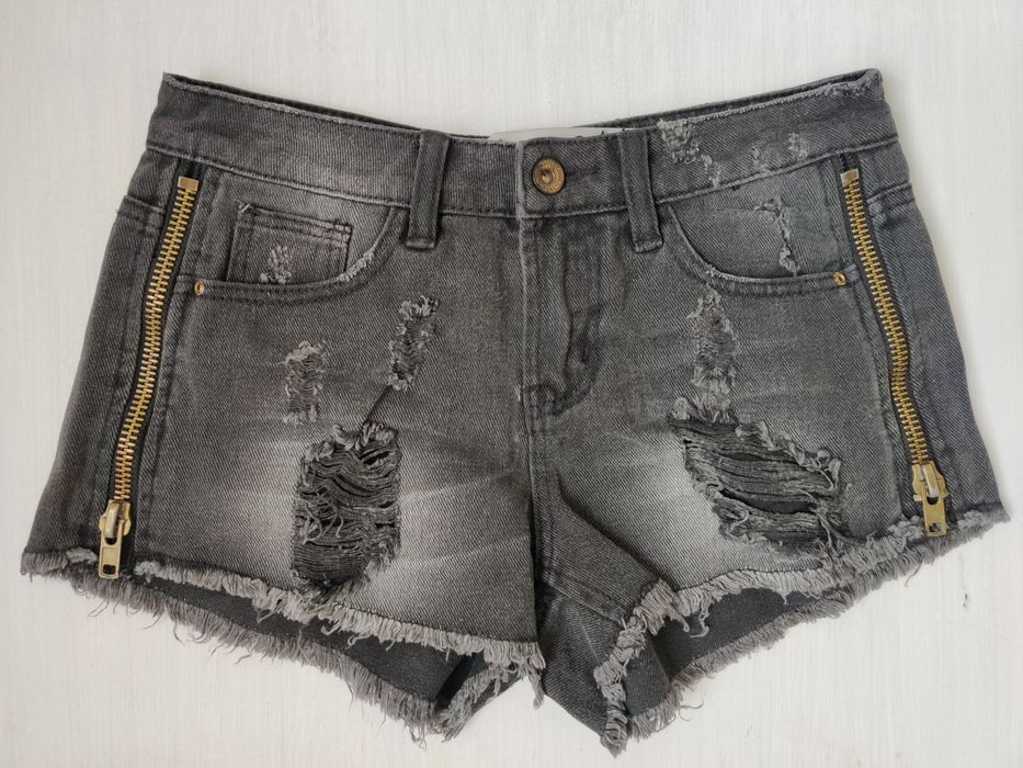 Стильные, молодежные джинсовые шорты короткие джинсовые шорты