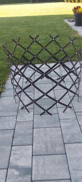 Sprzedam plotek zabezpieczajacy sztuk 16