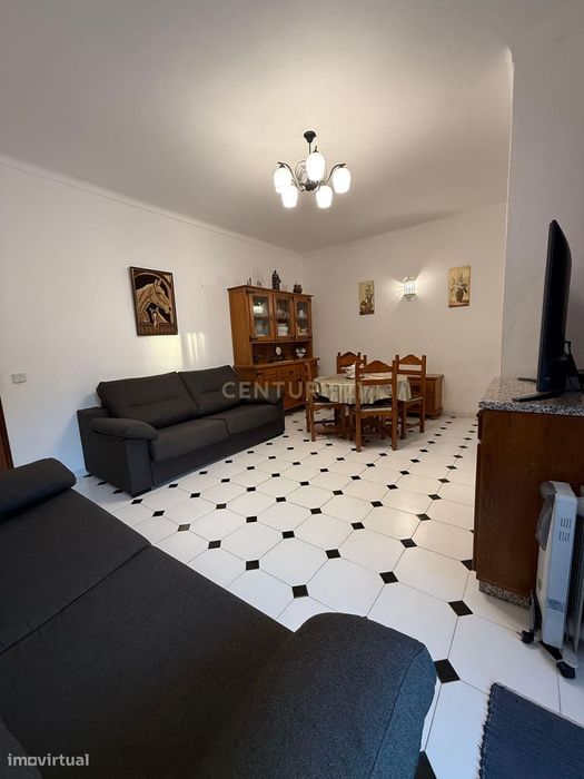 Apartamento T1 em Albufeira e Olhos de Água com Varanda