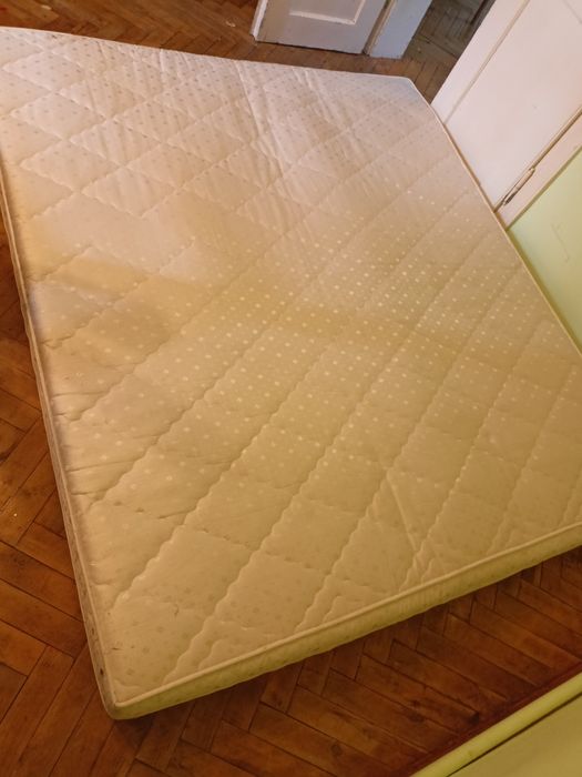 Матрац двохспальний