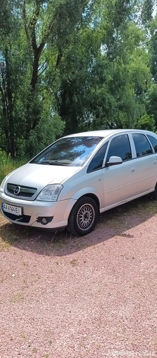 Opel Meriva ( Газ-бензин) БЕЗ ТОРГУ