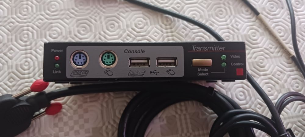 Recetor Lindy KVM Combo 200