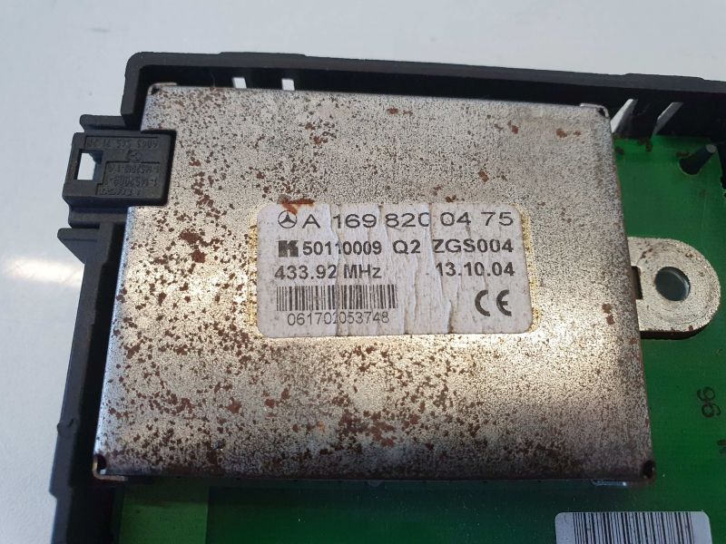 Amplificador de antena MERCEDES-BENZ Classe A (W169)