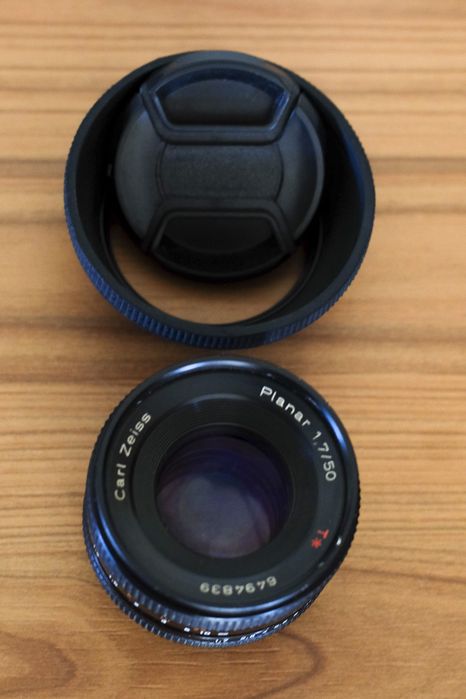 Contax Zeiss Planar 50mm 1.7 C/Y com adaptor para FX