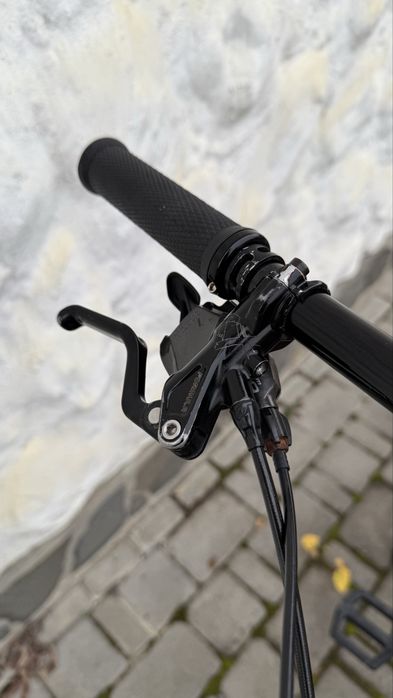 Norco Team DH 2010 M 26’ Specialized Trek Scott Giant Santa Cruz Pivot