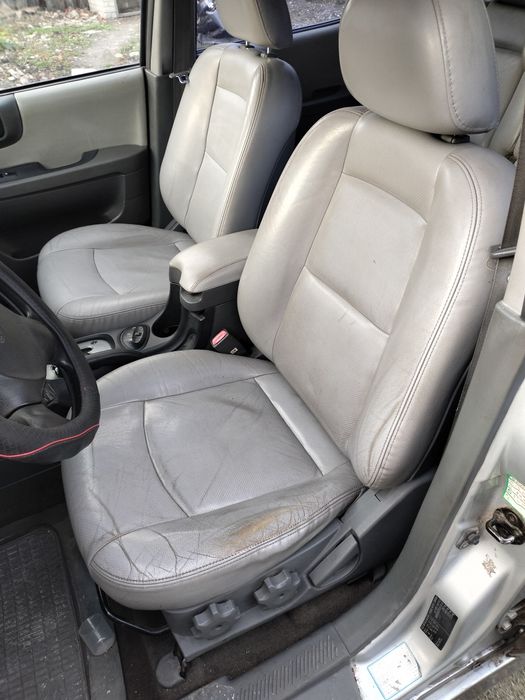 Двері Hyundai Santa Fe Classic
