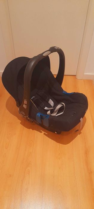 Carrinho Britax Römer B-agile M + ovo Romer baby-safe plus SHR II