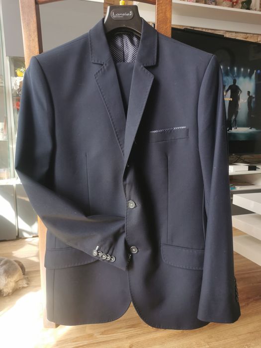 Sprzedam garnitur rozm 50