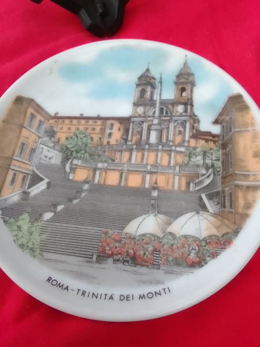 Pratinho médio  Roma excelente estado com cavalete só 4€
