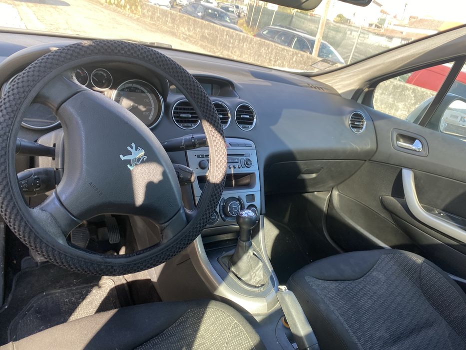 Peugeot 308 1.6 HDI SW (7 lugares)