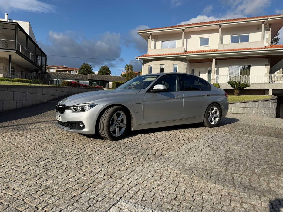 BMW 330e F30 2018