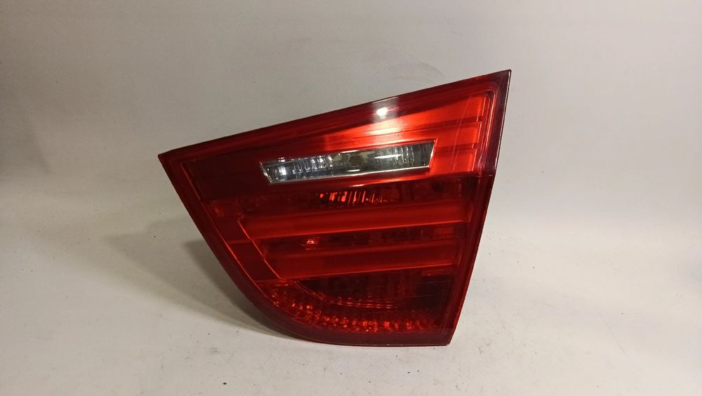 Farolim da mala direito BMW 3 (E90)