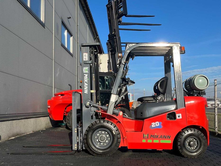 Wózek Widłowy 2T MIKANN, Maszt 4.5m,Triplex, Benzyna-Gaz, Półkabina