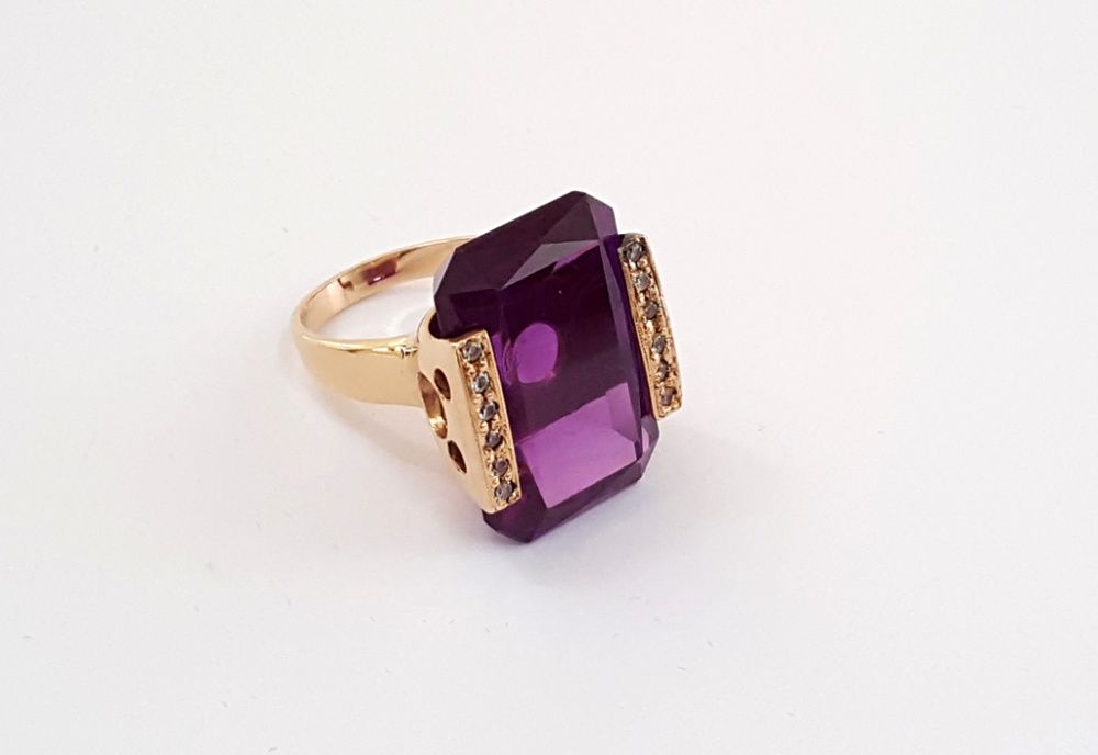 Złoty pierścionek Art deco w typie TIFFANY z lat 50-tych