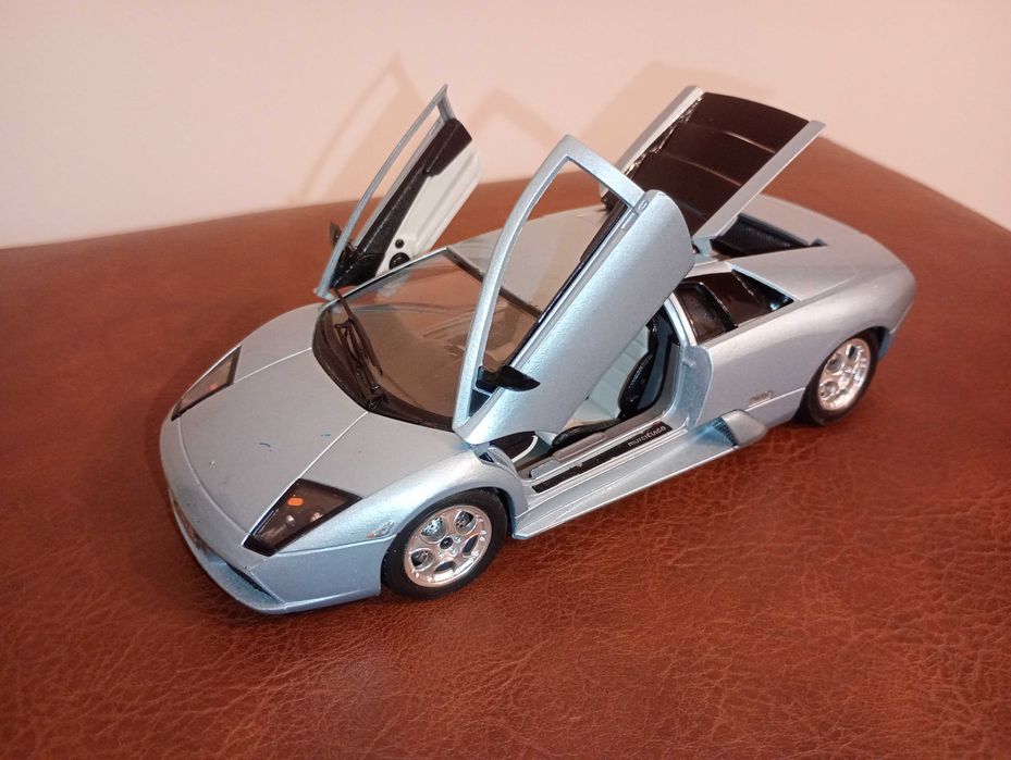 Model Bburago Burago Lamborghini Murcielago Murciélago 1/24 - Stan BDB