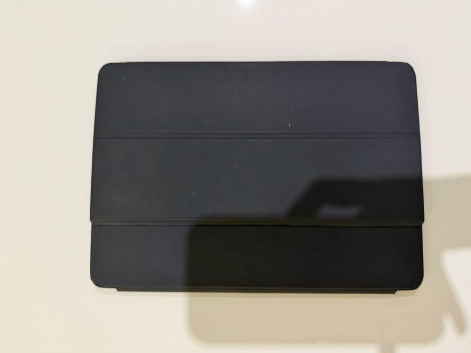 Ipad air 3 geracao cinzento 256gb com teclado