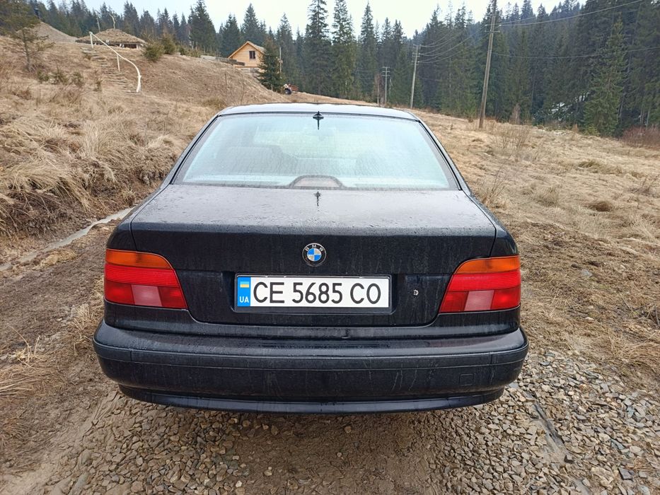Продаю BMW e39 2.5 бензин