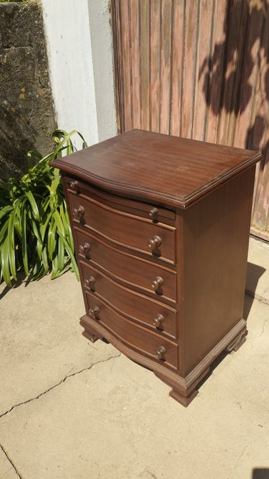 Mesa de cabeceira