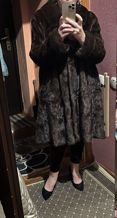Шикарна Італія ,шубка - манто , колекціна норочка , XXL довжина 105 см