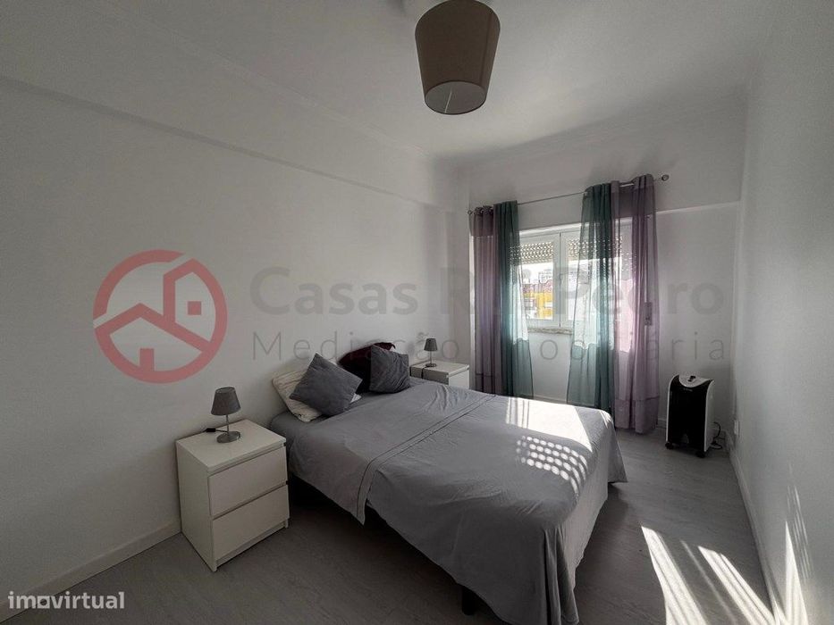 Apartamento T1 com parqueamento e elevador no centro da Costa da Ca...