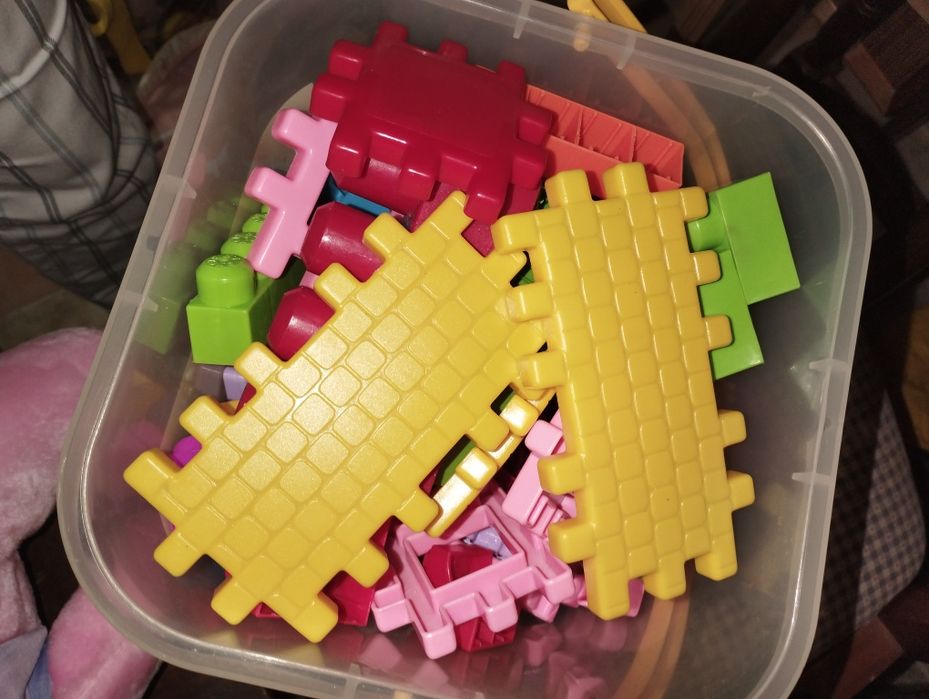 Construction Block Box439053608309893122