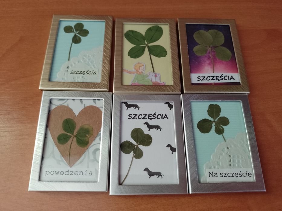 Mała ramka z czterolistną koniczynką. Na prezent. Na szczęście.