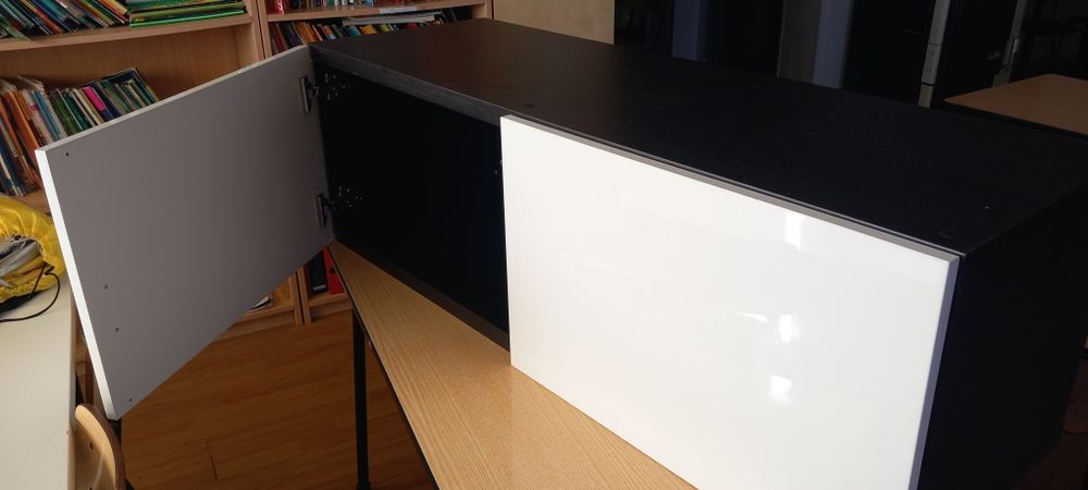 Armário de parede do ikea