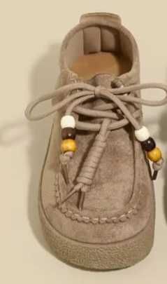 Жіночі мокасини лофери