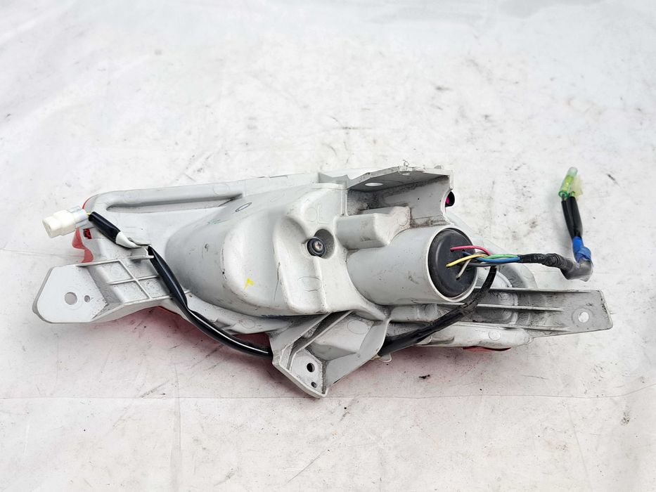 Lampa Reklektor Tył Lewy Yamaha Tricity 300 20'+
