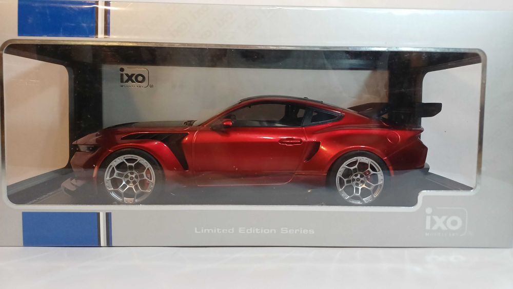 1/18 Ford Mustang GTD 2025 - IXO
