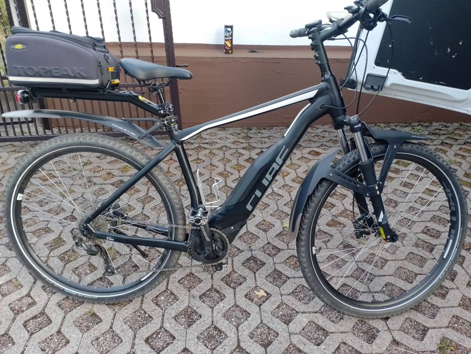 Sprzedam rower elektryczny Cube
