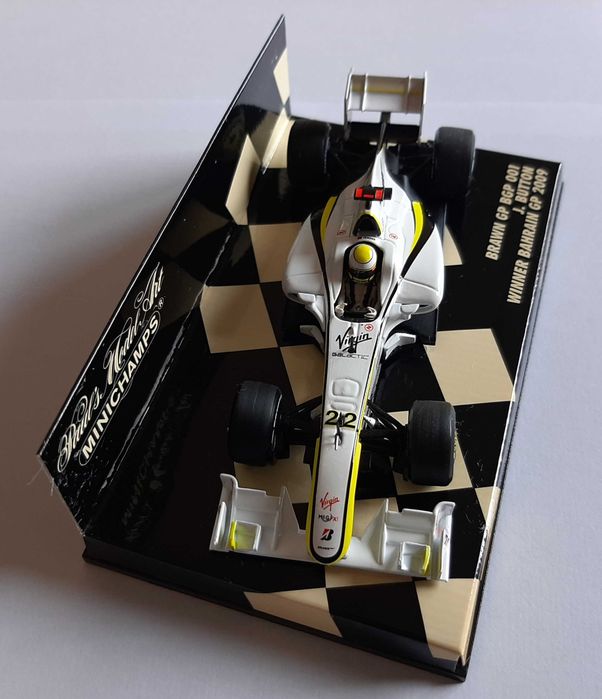 Jenson Button F1 Brawn BGP001 de Bahrain GP 2009 1:43 Minichamps