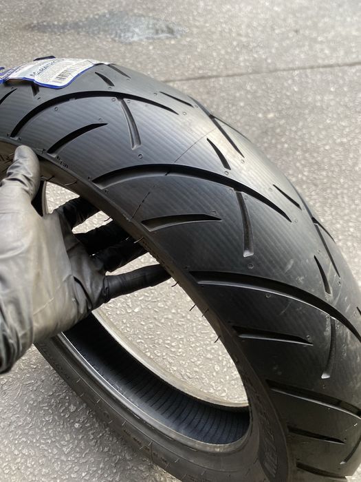 Pneu de mota 140/75/17 Metzeler Me 888 Marathon Ultra bus