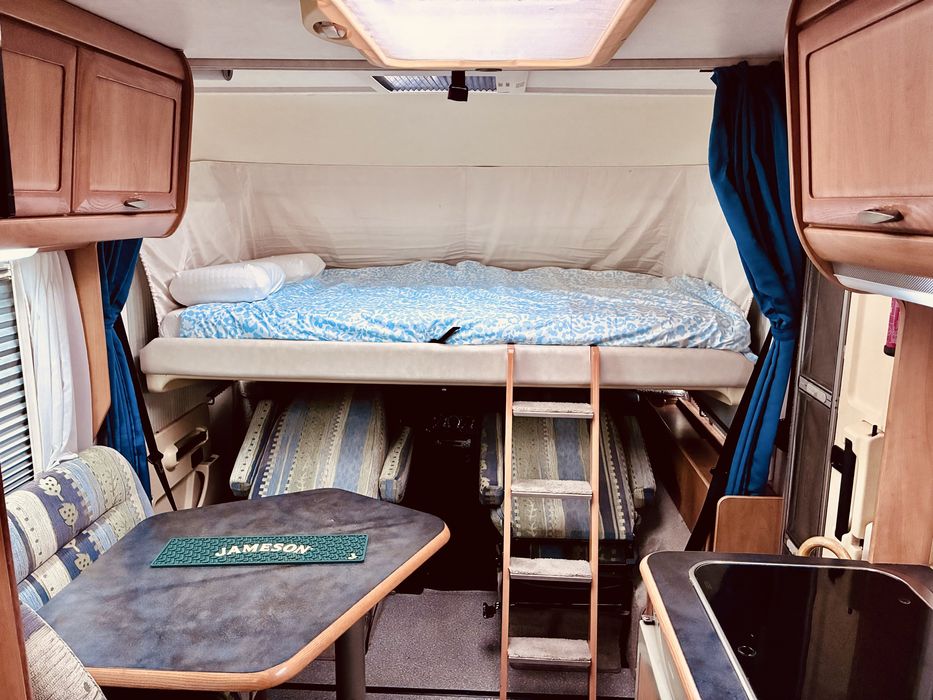 Autocaravana integral Hymer b524