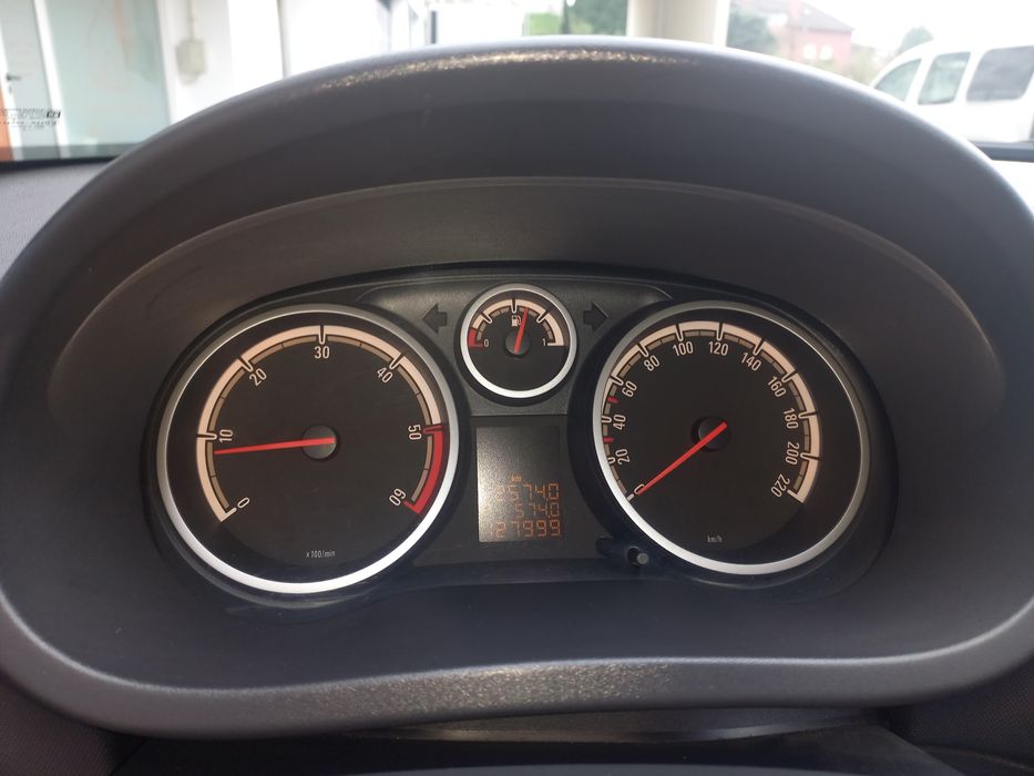 Opel Corsa 1.3 Diesel 5 Portas