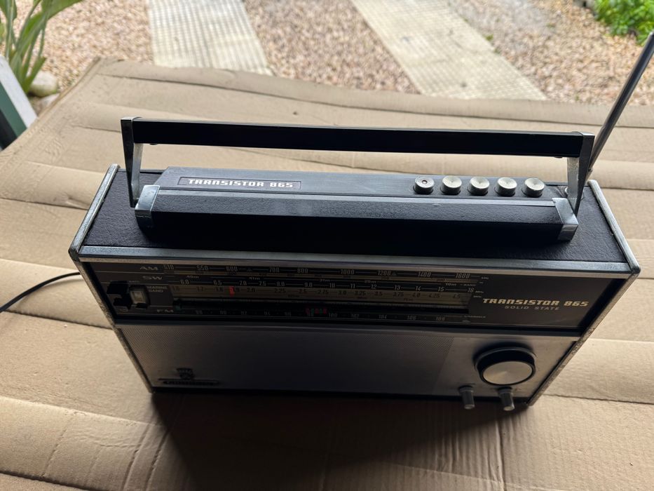 Rádio Antigo Grundig