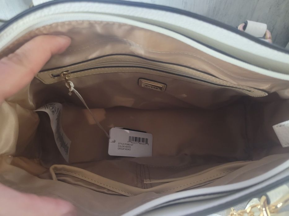 Oryginalna Piękna torebka Guess