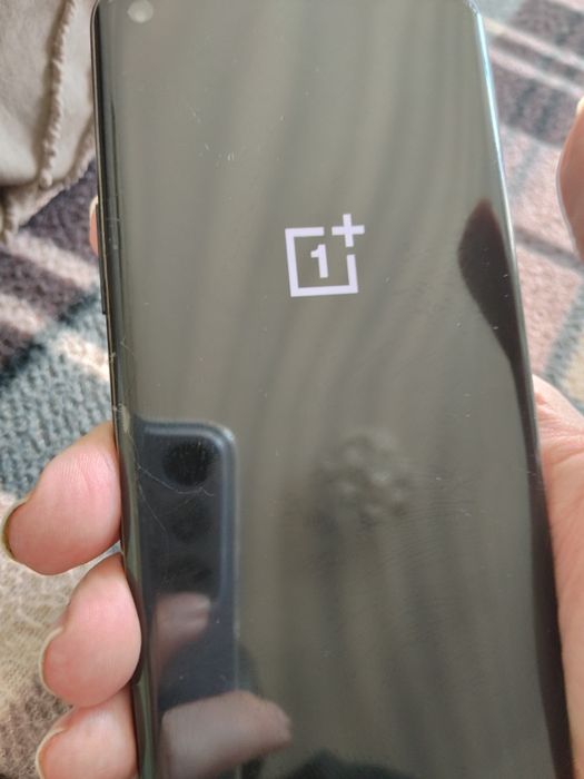 Продам Oneplus 8 Pro