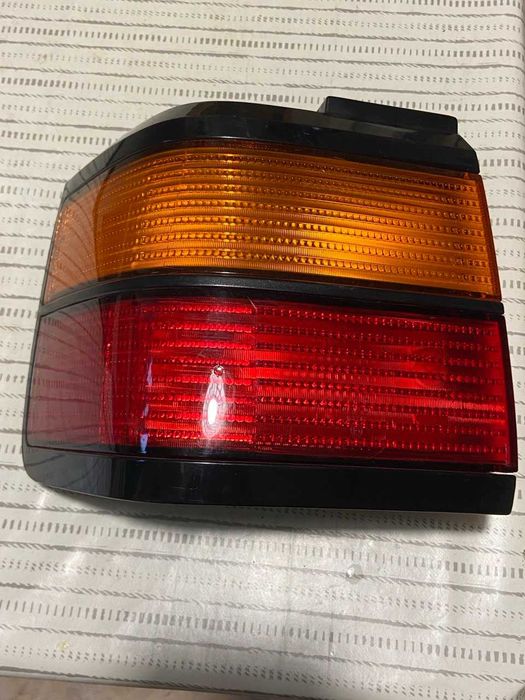 Ліхтар VW passat задній лівий  HELLF новий