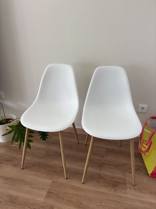 Cadeira para mesa de jantar branca