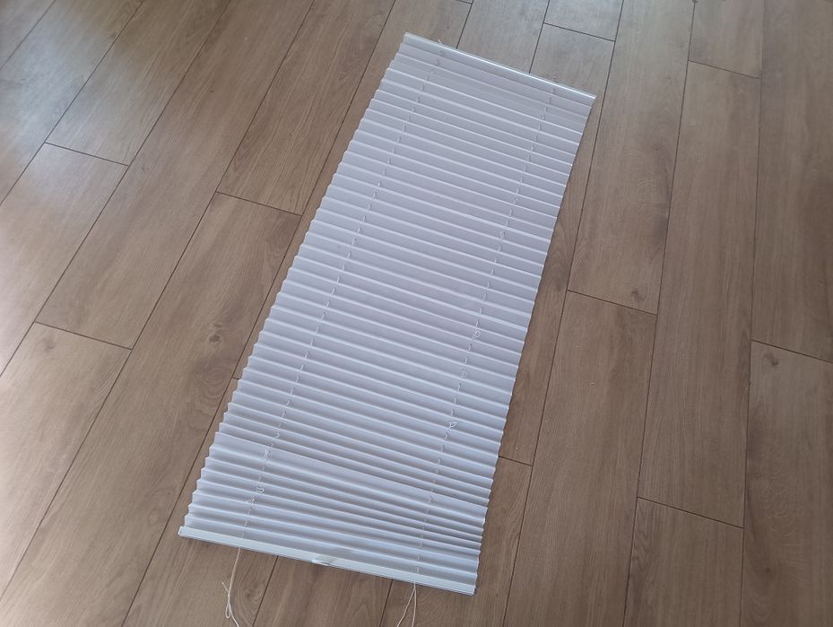 Roleta plisowana biała termiczna 150 x 51 cm