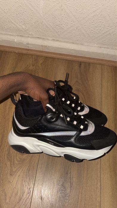 Dior B22 preto e branco