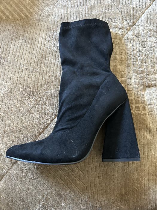 Botas pretas camurca