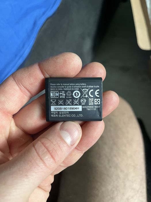 Фотоапарат Samsung PL100